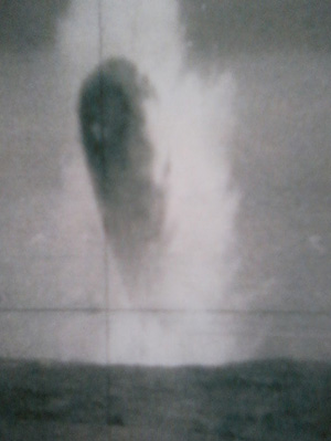 アメリカ海軍の潜水艦が44年前に撮影したUFO写真6