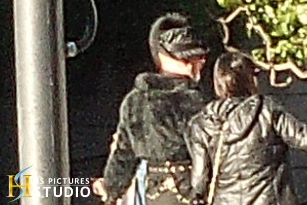 顔がトランスフォームしてしまった外国人女性？！